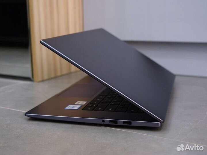 Huawei Matebook D15 (Новый)