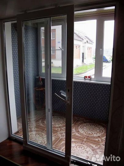 Дверь на лоджию