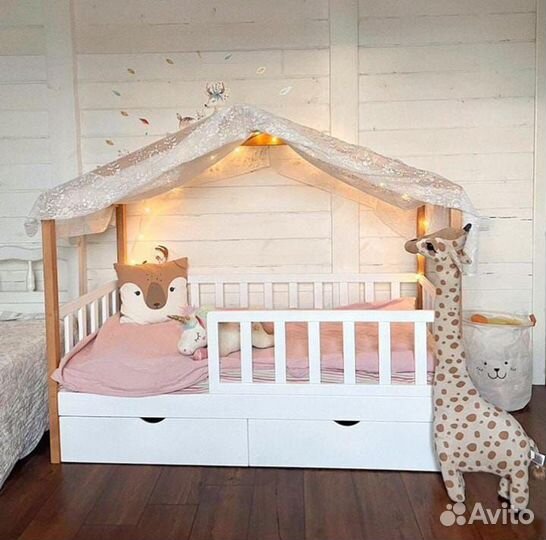 Кровать из массива сосны