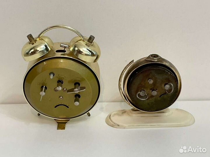 Часы настольные СССР, слава и восток, будильник