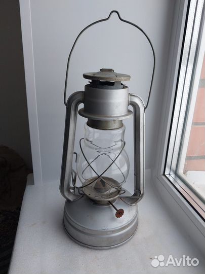 Керосиновая лампа