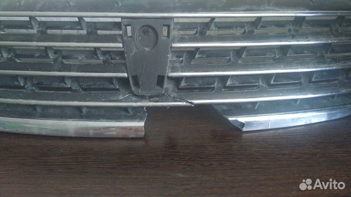 Решетка радиатора Toyota Premio