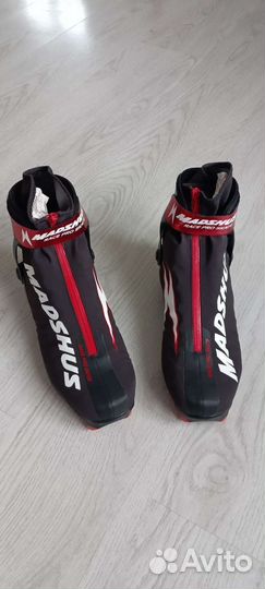 Лыжные ботинки, чехол, связки для лыж, лапки палок