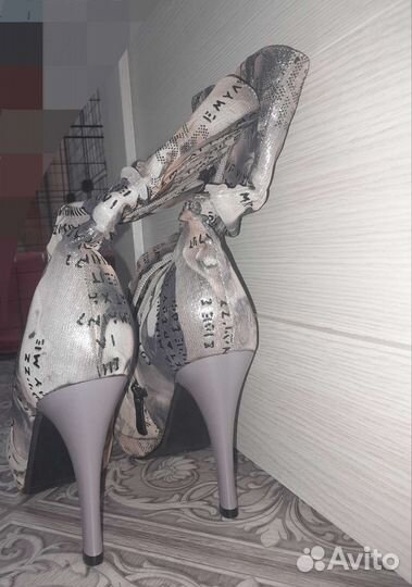 Туфли женские 38 размер новые