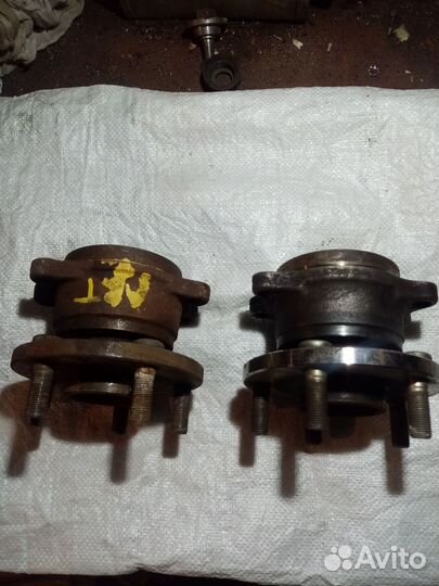 Ступица задняя Subaru legacy HB5 2шт