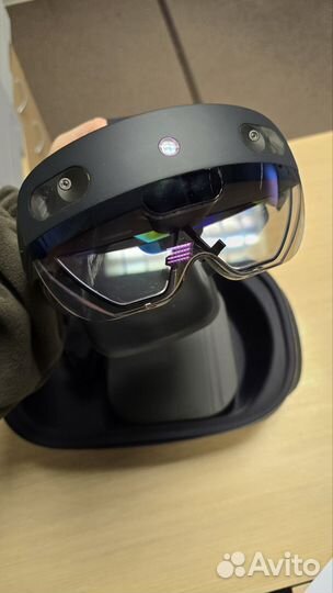 Microsoft HoloLens 2