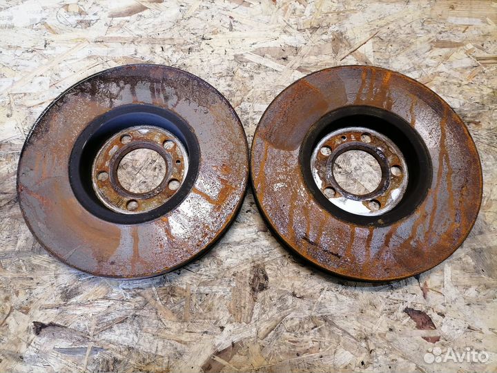 Диски тормозные передние Audi A1