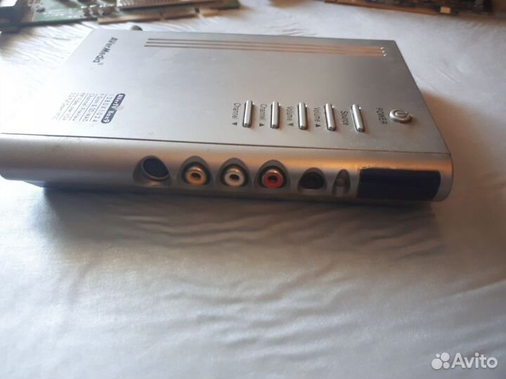 Тв тюнер (сделай телик из монитора) AverlTV Box9