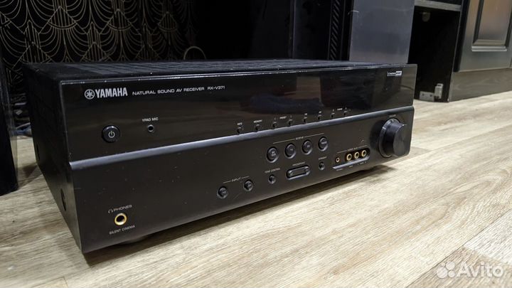 Ресивер 5.1 Yamaha RX-V371