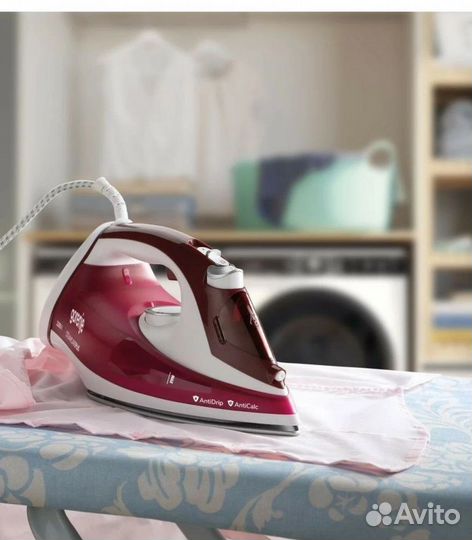 Утюг Gorenje SIH2200RBC, красный