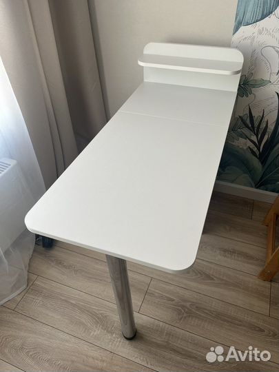 Маникюрный стол складной бу