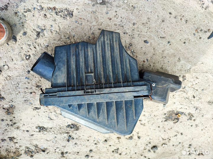 Корпус воздушного фильтра альмера n16