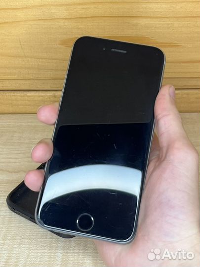 iPhone 6S, 32 ГБ
