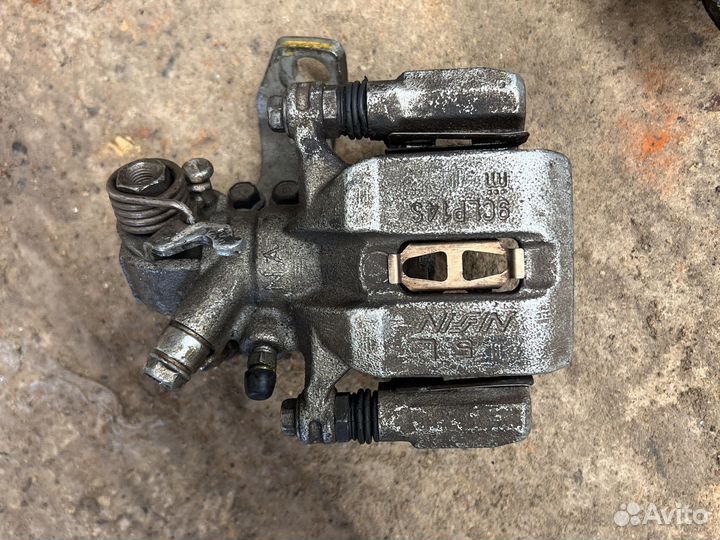 Honda civic 9 4д задний левый правый суппорт