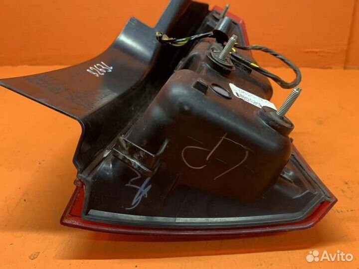 Фонарь задний левый Cadillac Cts LLT 2008