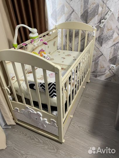 Детская кровать манеж