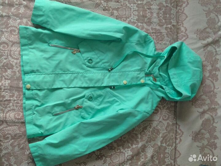 Ветровка для девочки