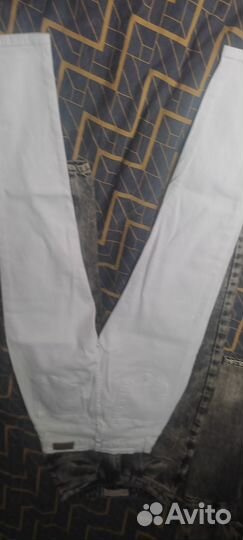 Джинсы белые для девочки 12-13 лет