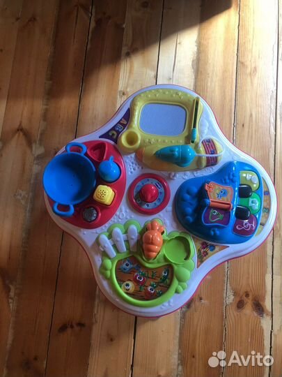 Развивающий столик chicco