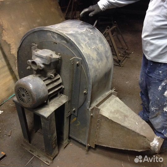 Продаю мощную воздуходувку