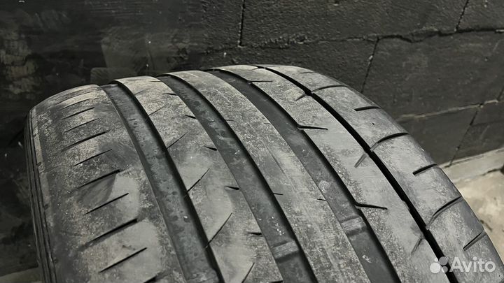 Dunlop SP Sport Maxx 050+ 325/30 R21