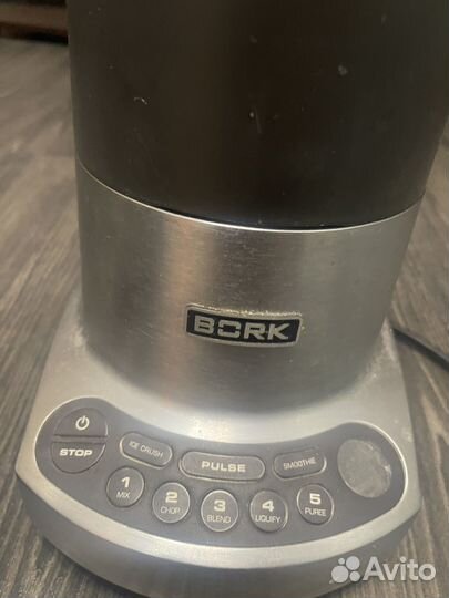 Блендер bork b700