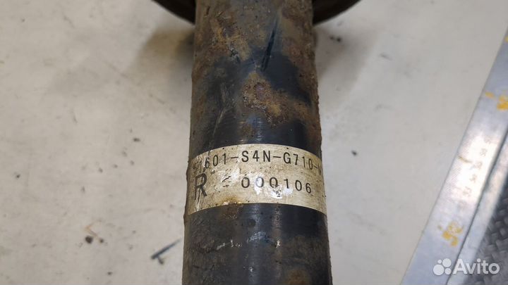 Амортизатор подвески Honda HRV, 2001