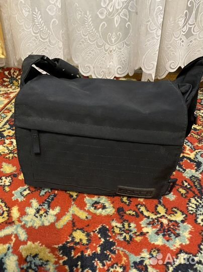 Зеркальный фотоаппарат canon EOS 100d