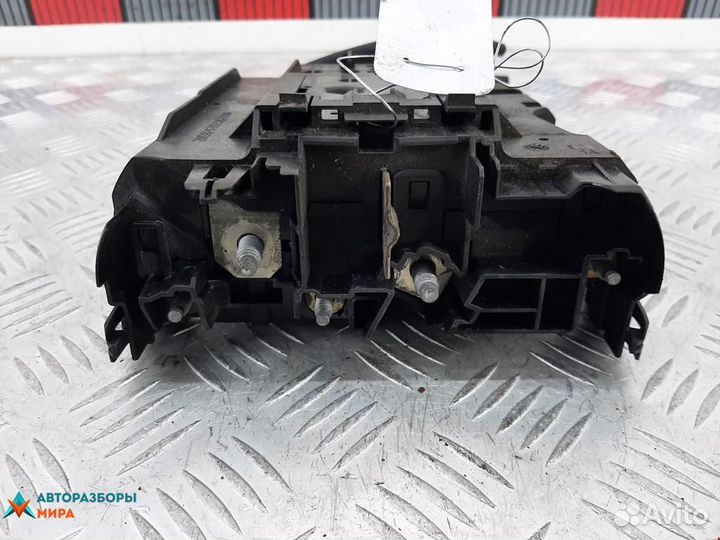 Блок предохранителей Mercedes-Benz C-Класс