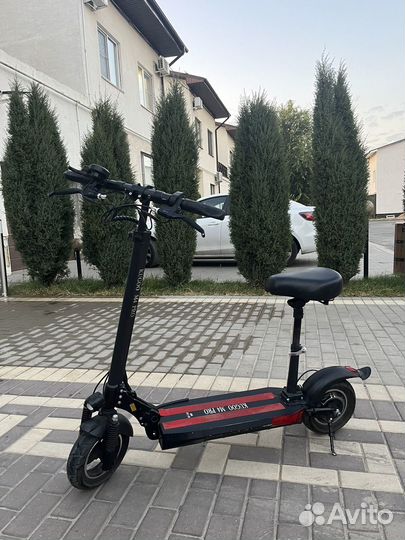 Электрический самокат Kugoo M4 Pro