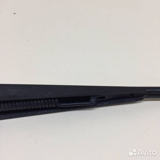 Поводок стеклоочистителя передний правый Fiat Albe