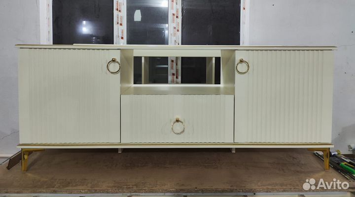 Тумба под тв