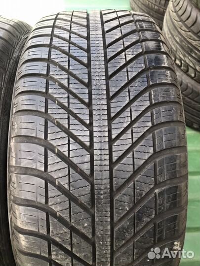 Goodyear Vector 4Seasons 225/50 R17