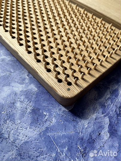 Доска садху с деревянными (бамбуковыми) гвоздями