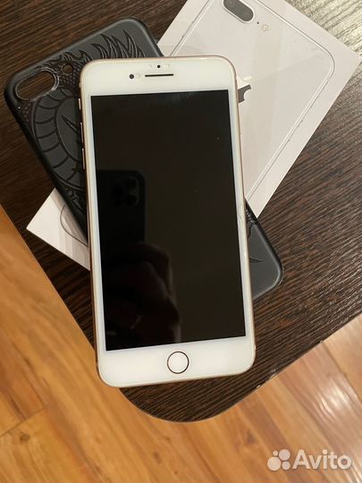 iPhone 8 Plus, 64 ГБ