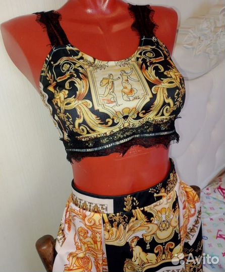 Костюм женский versace