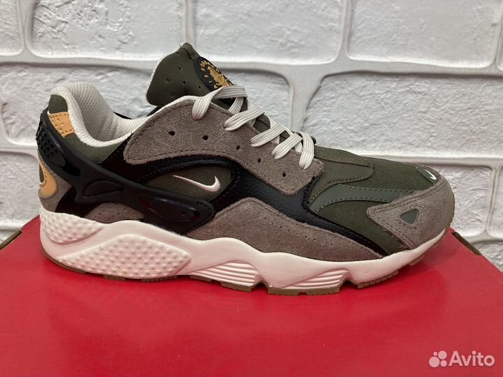 Nike Huarache хаки