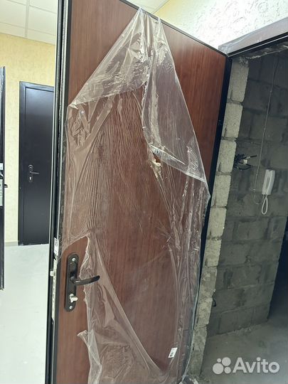 Дверь входная железная бу