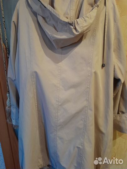 Продам женский плащ