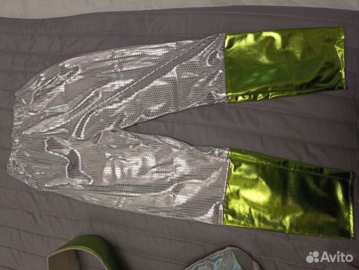 Новогодний костюм инопланитянин