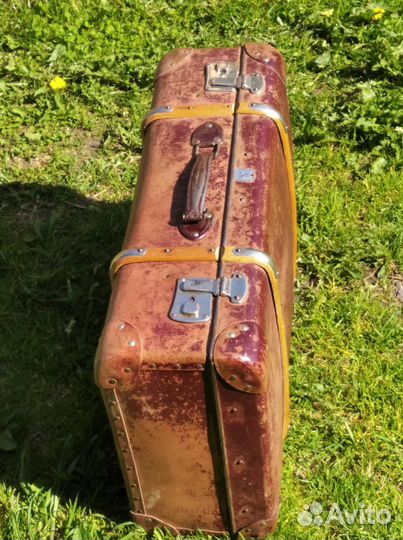 Чемодан ГДР