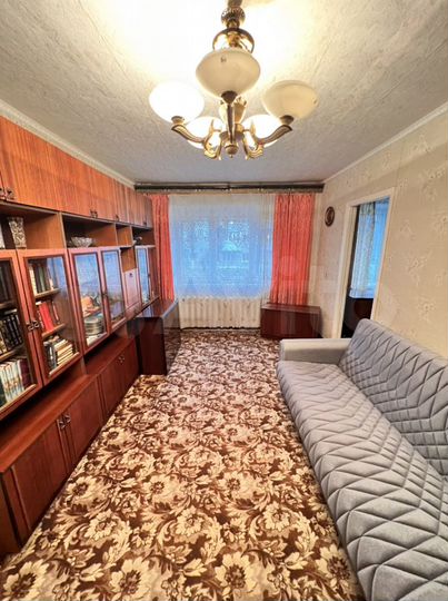 3-к. квартира, 56 м², 1/5 эт.