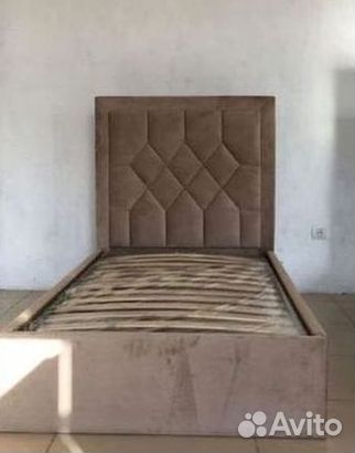 Кровать дизайнерская
