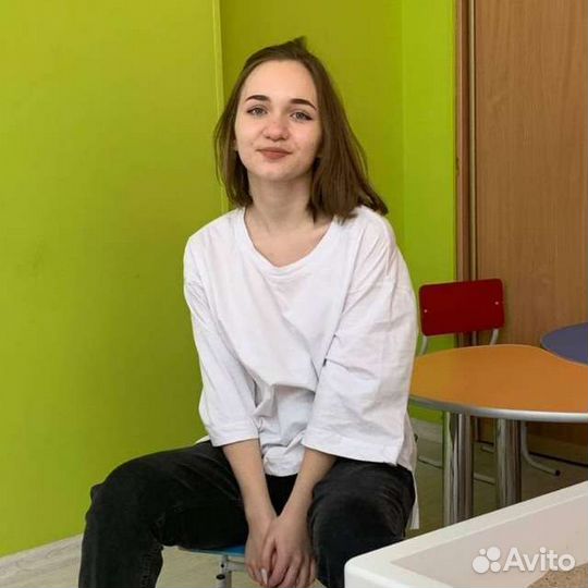 Преподаватель английского языка