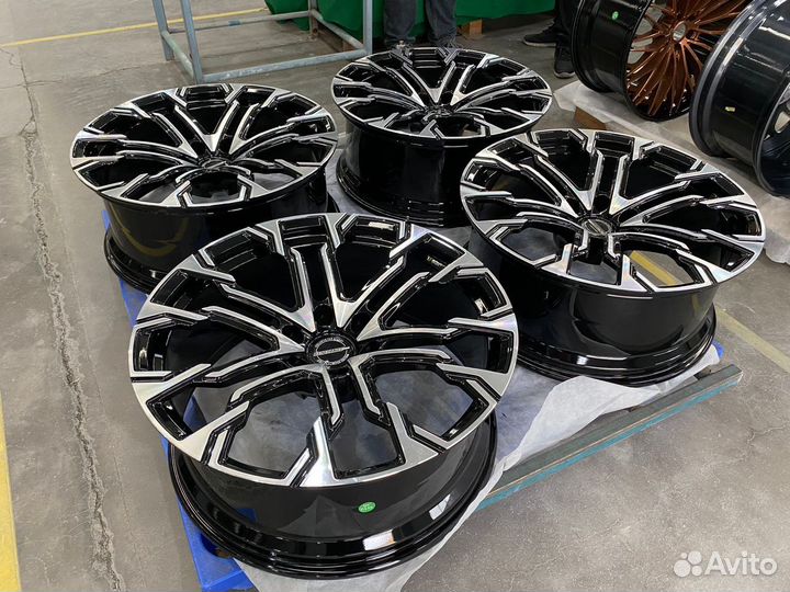 Кованые диски для Toyota Land Cruiser 300 r23