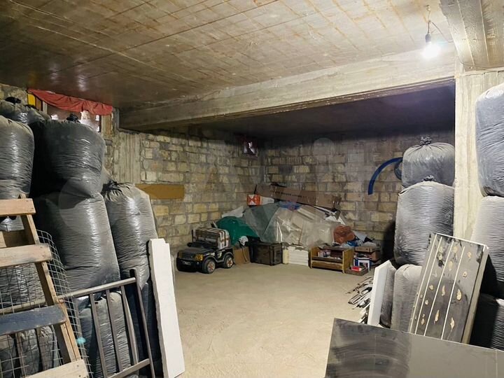 Дом 466,9 м² на участке 2 сот.