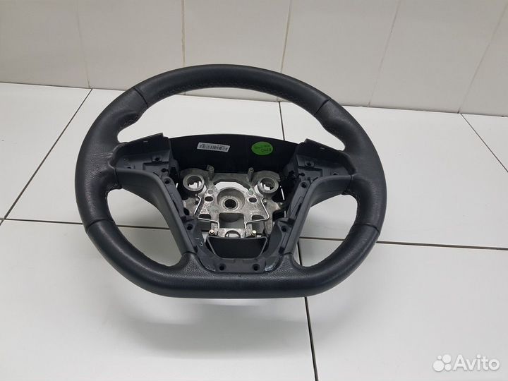 Рулевое колесо (Geely Atlas)