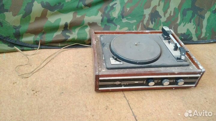 Проигрыватель винила