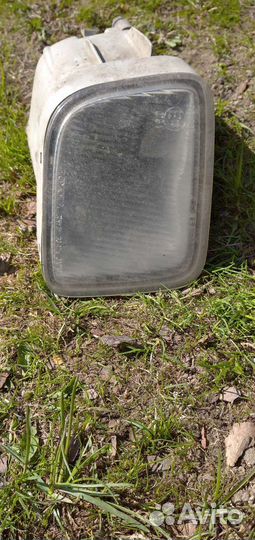 Противотуманка передняя