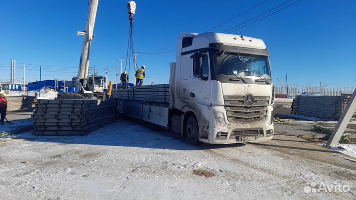 Аренда шаланды, услуги перевозки шаландами 40 тонн